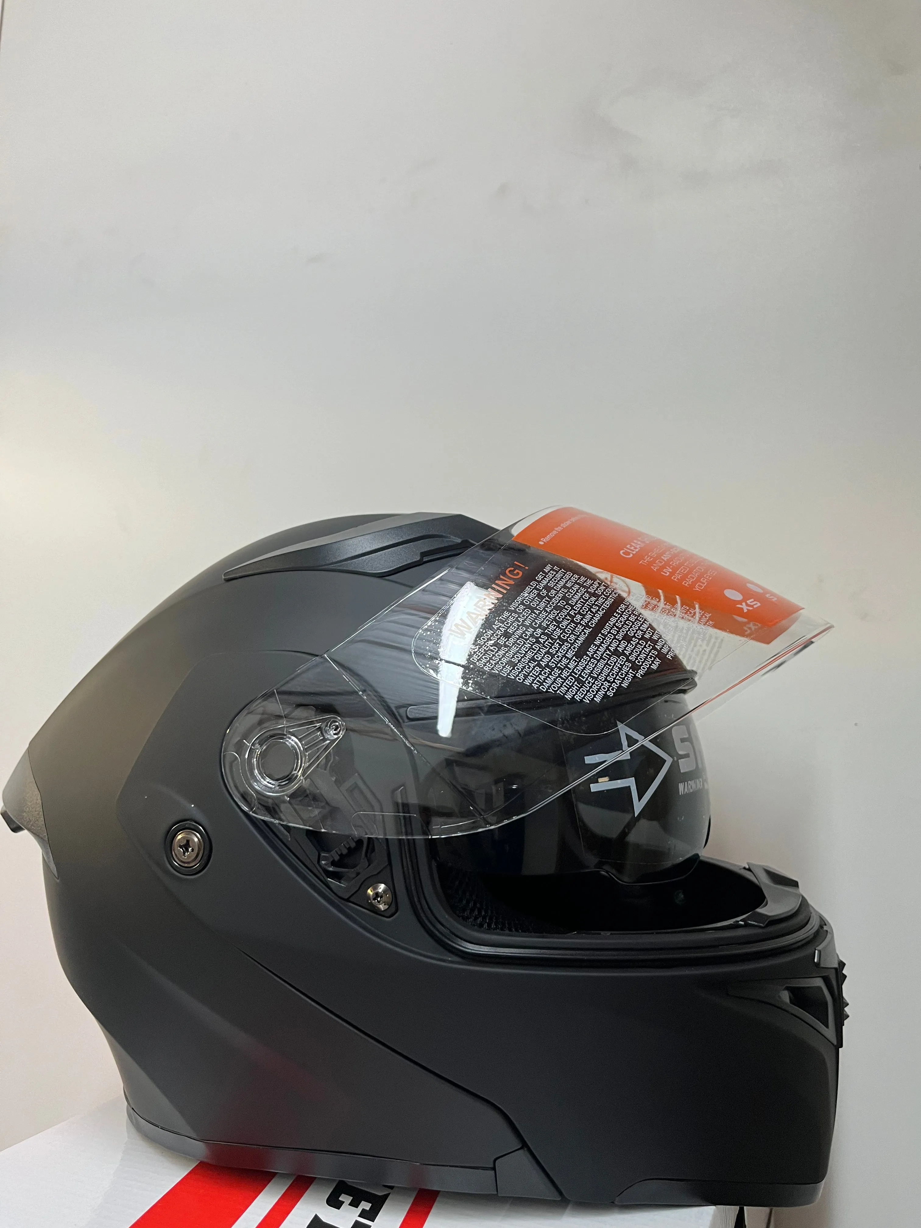 BFR Black Modular Helmet with Light   Bluetooth