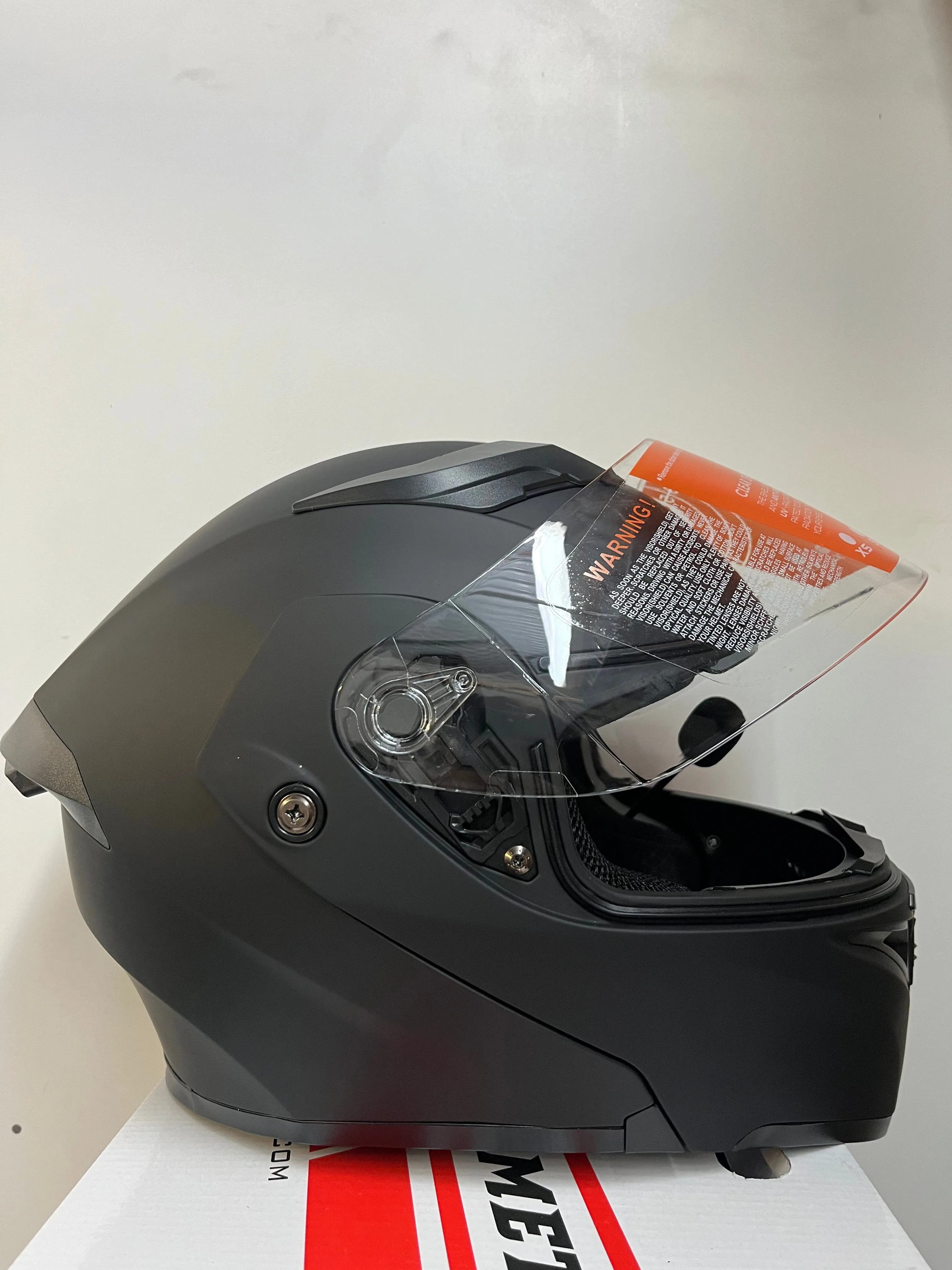 BFR Black Modular Helmet with Light   Bluetooth