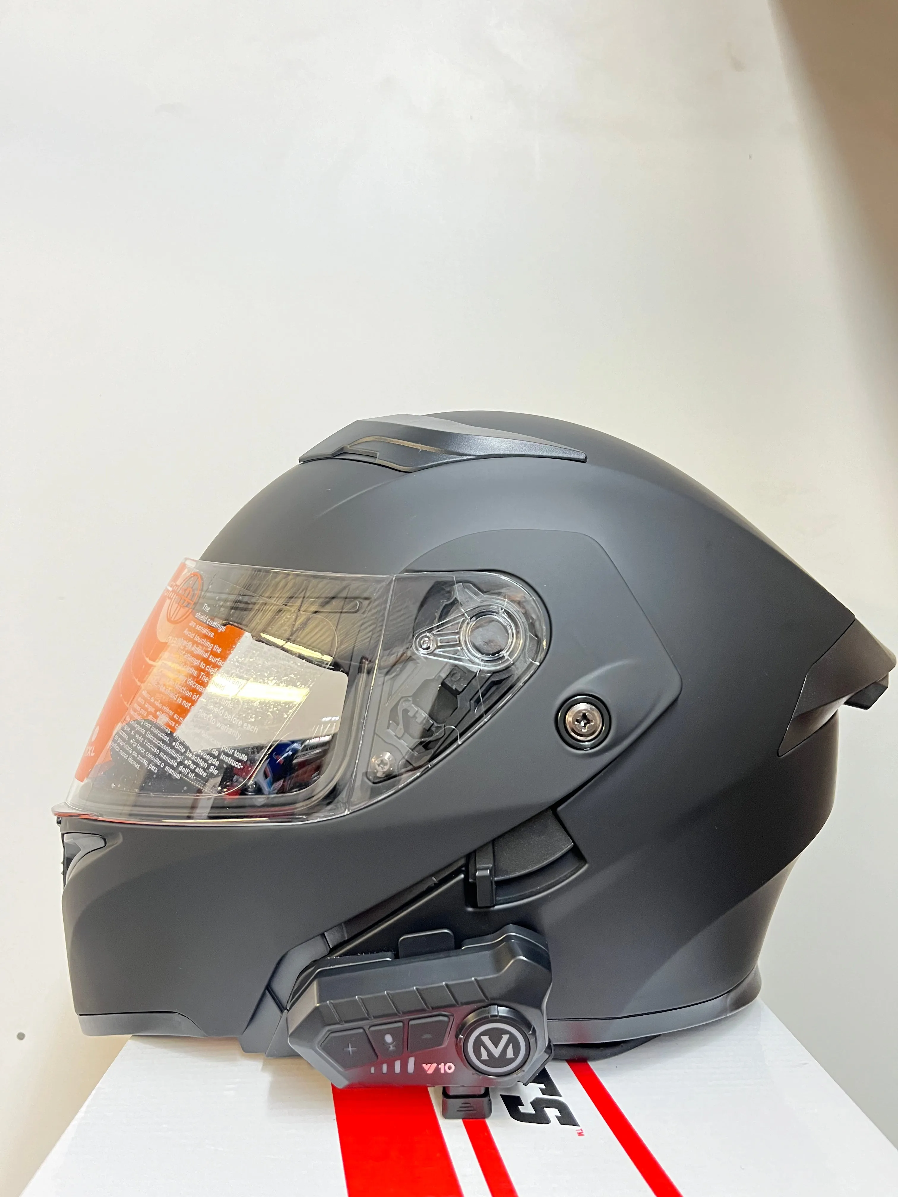 BFR Black Modular Helmet with Light   Bluetooth