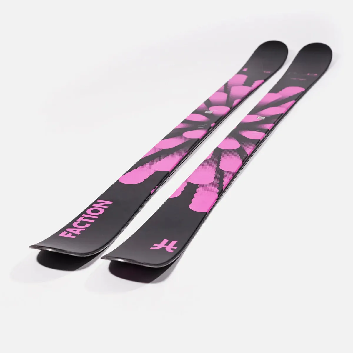 Studio 1 Skis 2024