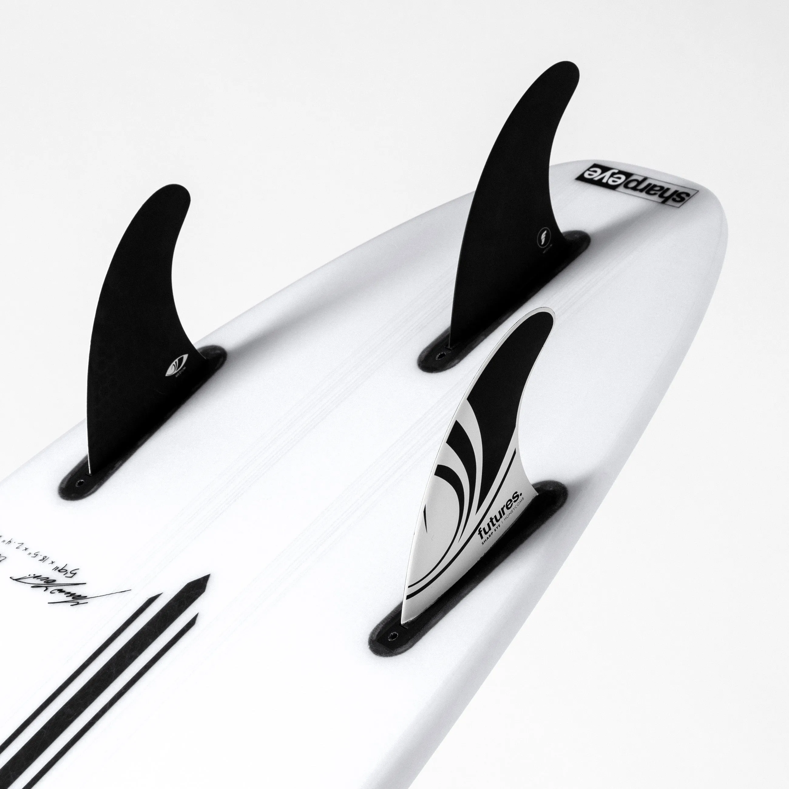 SYNERGY (E3 LITE) 5'8" x 18.4 X 2.32 - 25.10L, Round, 3x  Futures Fin Boxes, Epoxy E3 - ID:878047